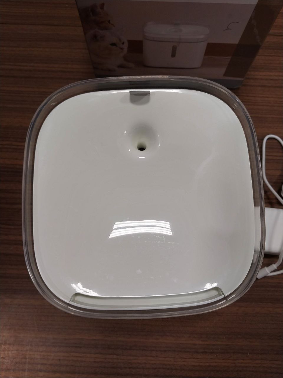Dozownik wody Poidło Xiaomi Smart Pet Fountain Dla Kota Psa Pojemność 2L UK