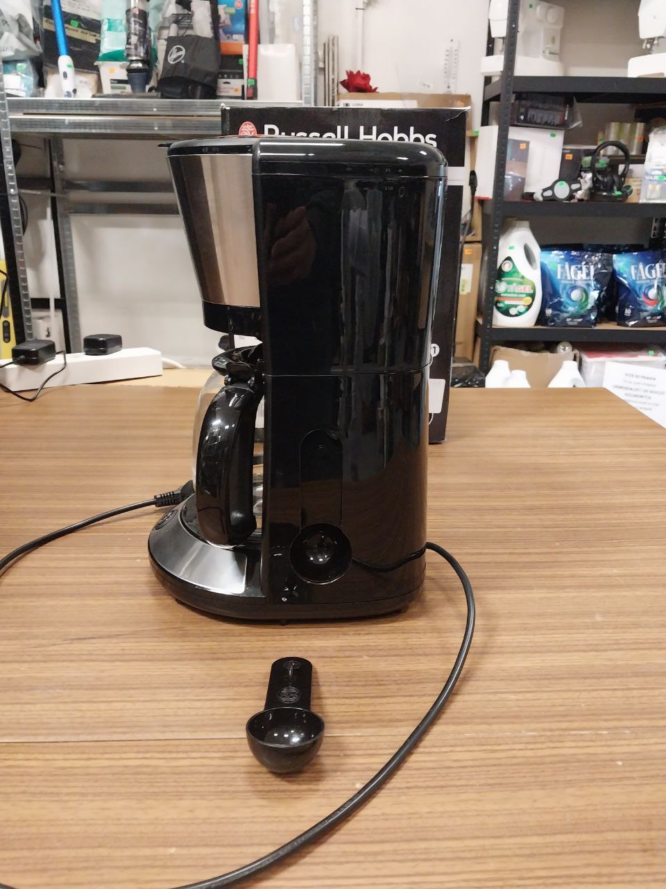 Ekspres przelewowy Russell Hobbs Adventure 24010-56 1,25 l