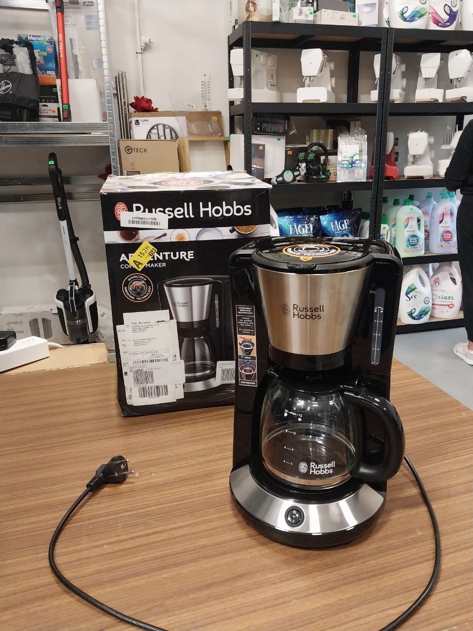 Ekspres przelewowy Russell Hobbs Adventure 24010-56 1,25 l