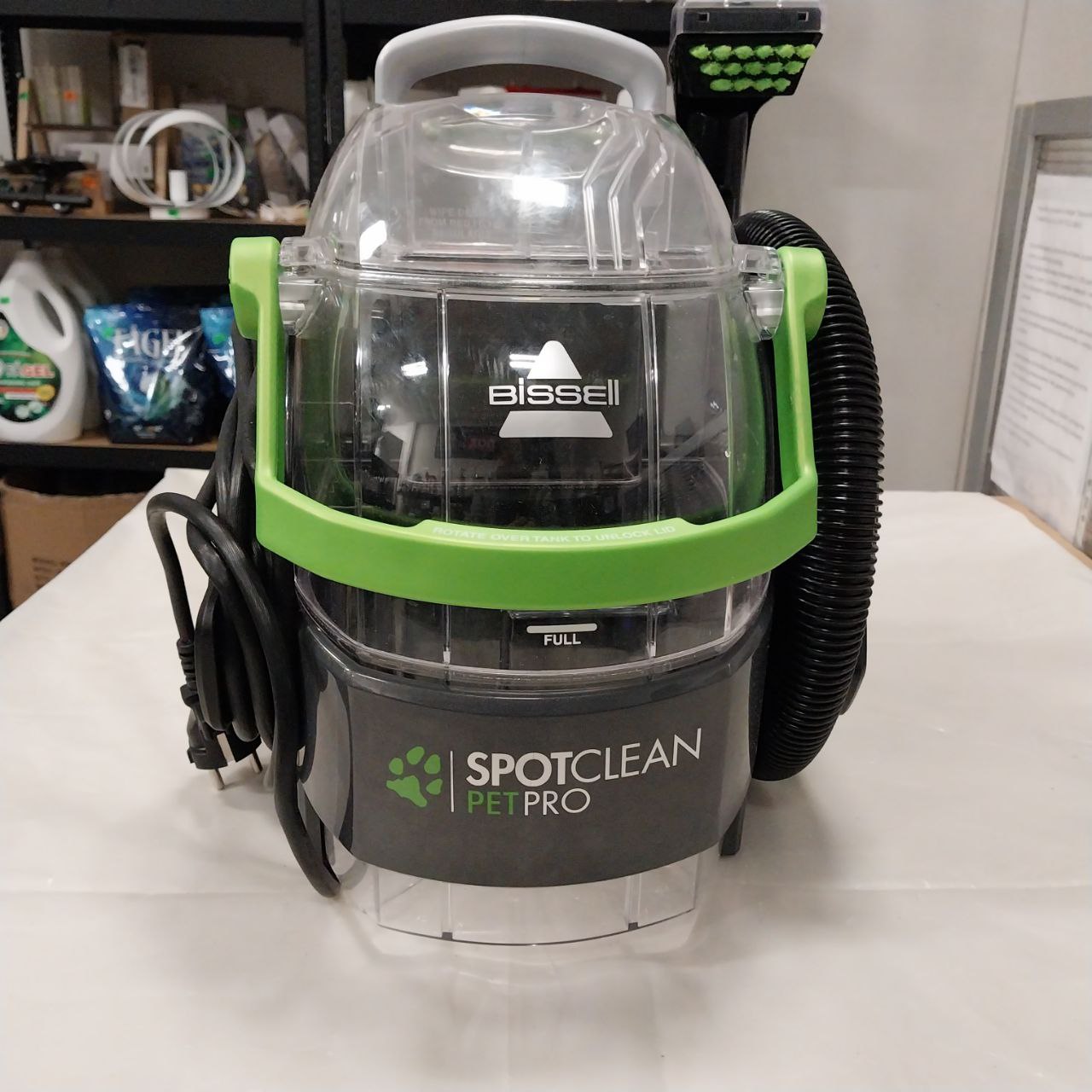 02-photo_2025-10-22_18-15-24 Bissell Spotclean Pet Pro Odkurzacz na Sucho i Mokro, Czarny/Zielony/Bezbarwny, 3.5 L, 750 W 230 V