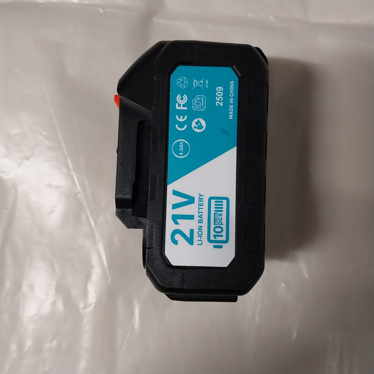 02-20260213_112729 Bateria akumulator T1840-10 21V 4Ah