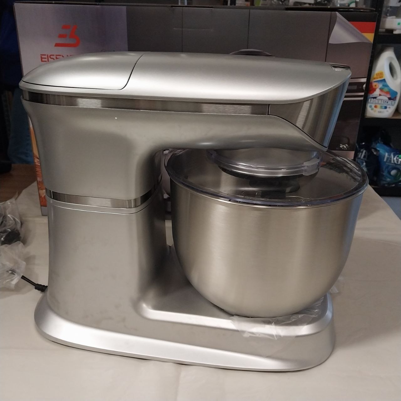 Robot planetarny EISENBACH SC-263C 3w1 2000W 6,5L Blender