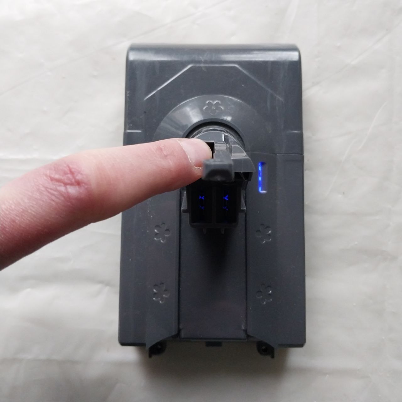 Bateria Akumulator V8 do DYSON 4000 mAh 21.6V DTK