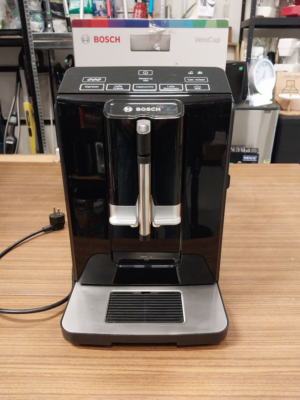 Bosch VeroCup 100 TIS30159DE automatyczny ekspres do kawy