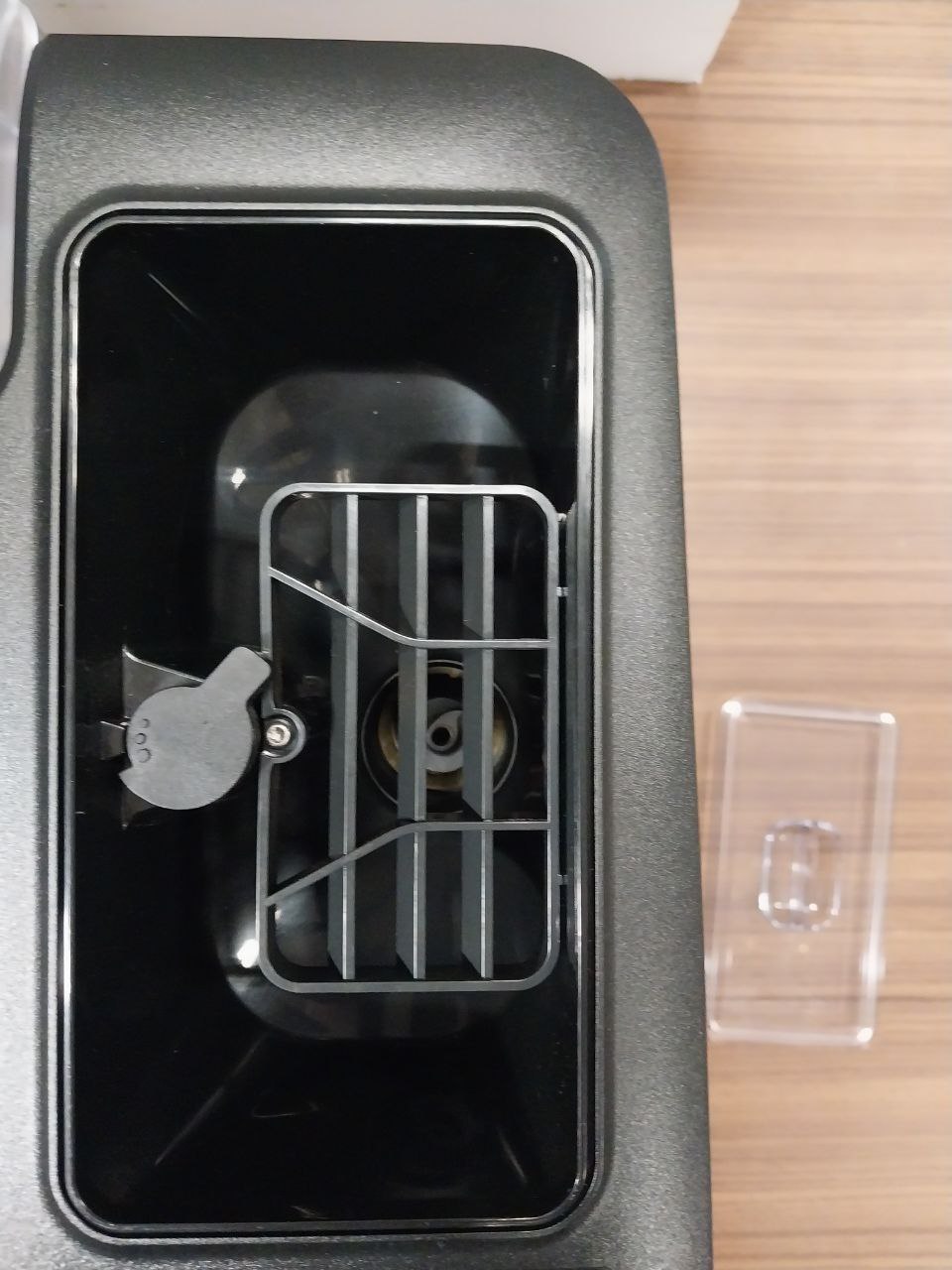 Bosch VeroCup 100 TIS30159DE automatyczny ekspres do kawy