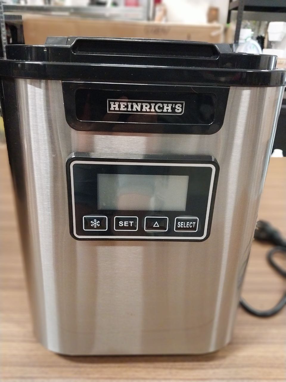 Kostkarka do lodu Heinrich's HEM 8844